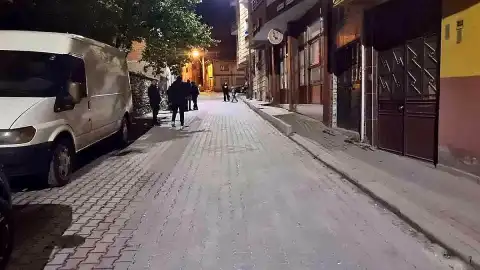 Kütahya Domaniç'te Gece Yarısı İki Deprem Oldu
