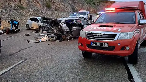 Malatya'da Trafik Kazası: 8 Yaralı