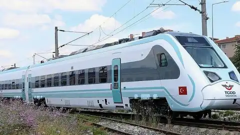 Milli Hızlı Tren Projesi Kapsamında 240 Km/saat Hıza Ulaşıldı