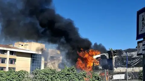 Muğla'da Seyir Halindeki Tır Alevlere Teslim Oldu