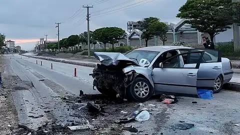 Niğde'de Trafik Kazası: 2 Kişi Hayatını Kaybetti, 2 Kişi Yaralandı
