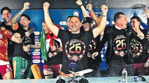 Okan Buruk, Galatasaray ile 4. Şampiyonluğunu Kutladı ve Yeni Hedefini Açıkladı