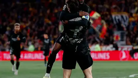 PSG, Fransa Ligue 1'de Şampiyonluğunu İlan Etti