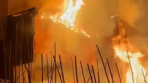 Rize'nin İkizdere İlçesinde İki Evde Yangın: Kullanılamaz Hale Geldiler