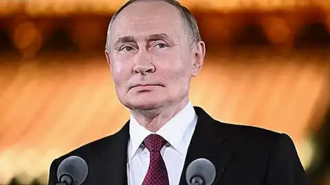 Rusya Devlet Başkanı Vladimir Putin, Çin'de Tarihi Karşılamaya Hazırlanıyor