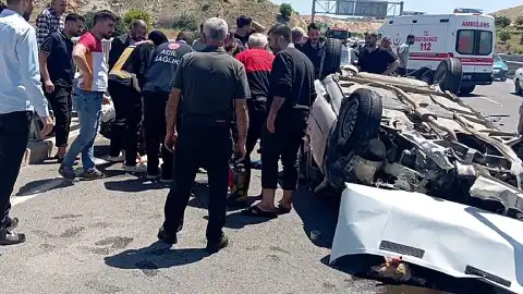 Şanlıurfa Çevre Yolu'nda Otomobil Takla Attı: 5 Yaralı