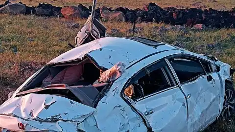Siverek'te Trafik Kazası: 2 Bebek 5 Yaralı