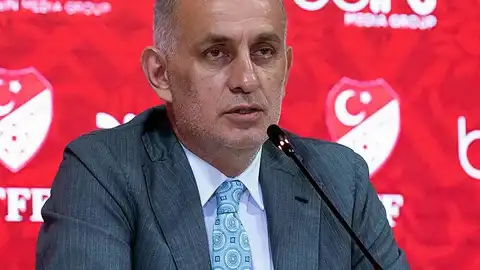 TFF Başkanı Hacıosmanoğlu'ndan Açıklamalar: "Parmağımla Dokunsam Şampiyon Olurduk"