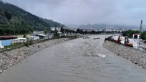 Tokat'ta Taşkın Nedeniyle 4 Bin Haneden Fazla Konut Tahliye Edildi