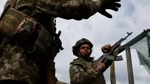 Ukrayna, Zaporijya Savunması İçin Kritik Öneme Sahip Stepnohirsk'i Geri Aldığını Duyurdu