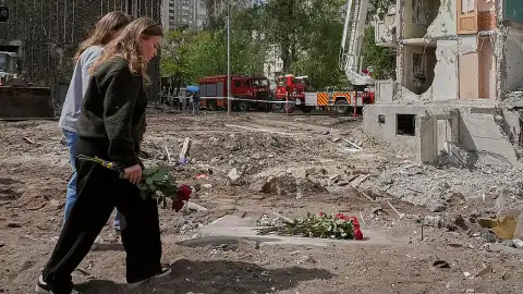 Ukrayna'da Savaş: Zelenski'den Rus Saldırısına Karşı Hazırlık Çağrısı
