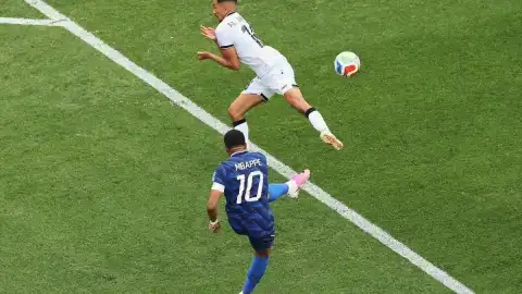 2026 FIFA Dünya Kupası: Fransa, Irak'ı 3-0 Mağlup Ederek Son 32 Turuna Yükseldi