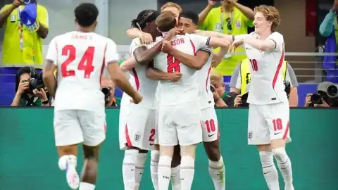 2026 FIFA Dünya Kupası: İngiltere, Hırvatistan'ı 4-2 Mağlup Etti