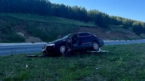 Ardahan'da Trafik Kazası: Otomobil Devrildi, Sürücü Hayatını Kaybetti