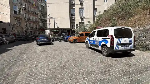 Beyoğlu'nda Otopark Çalışanına Silahlı Saldırı: Bir Kişi Yaralandı