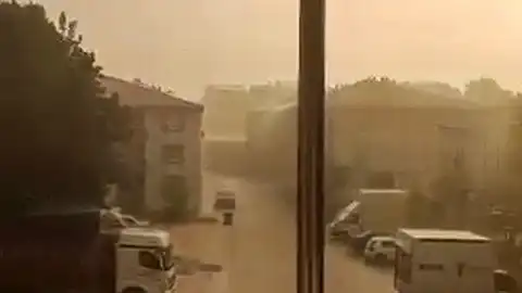 Bursa'nın İnegöl İlçesinde Sağanak ve Dolu Yağışı Hayatı Olumsuz Etkiledi