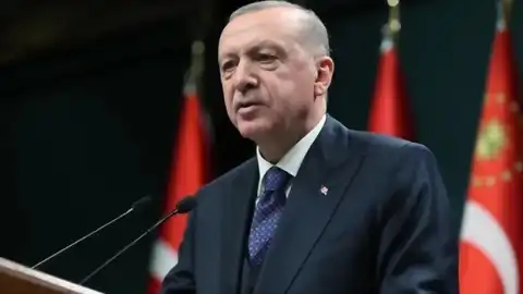 Cumhurbaşkanı Erdoğan'dan Hizmet Siyaseti ve Türksat 3A Vurgusu