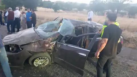 Diyarbakır'da Trafik Kazası: Takla Atan Otomobilde Anne ve Oğlu Yaşamını Yitirdi