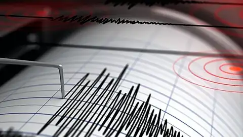Filipinler'de 7,8 Büyüklüğünde Deprem: Tsunami Uyarısı Yapıldı