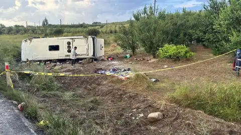 Isparta'da Tur Midibüsü Devrildi: 4 Ölü, 26 Yaralı