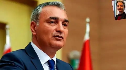 Müslim Sarı: Toplumsal Tepki Var Ancak Abartılıyor, Parti İçi Ayrışma Sürüyor