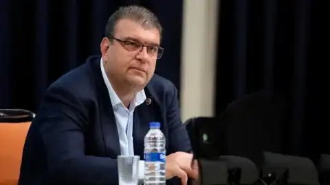 Rüşvet Soruşturması: Seferihisar Belediye Başkanı İsmail Yetişkin Diyaliz İçin Hastaneye Sevk Edildi
