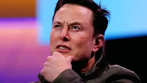 SpaceX Tarihin En Büyük Halka Arzına Hazırlanıyor, Elon Musk Trilyoner Olma Yolunda