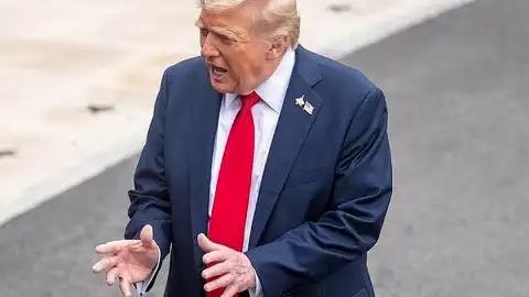 Trump'tan İran'a Sert Tepki: 'Bugün de Darbe Vuracağız'