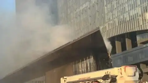 Ankara YDA Center'daki Yangın Kontrol Altına Alındı