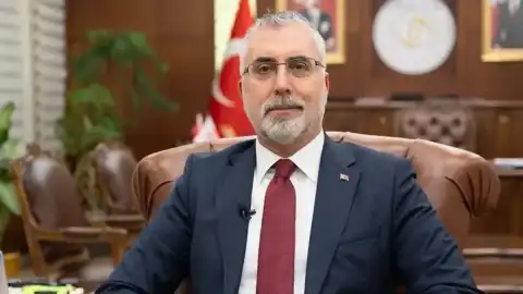 Bakan Işıkhan Duyurdu: SGK Hizmetleri e-Devlet'te 758 Milyon Kez Ziyaret Edildi
