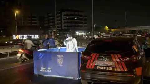Bakırköy'de E-5 Karayolu'nda Trafik Kazası: Bir Kişi Yaşamını Yitirdi
