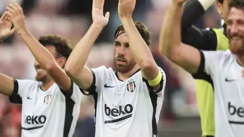Beşiktaş'tan 16 Yıl Sonra Avrupa Kupalarında Bir İlk: Vincenzo Italiano