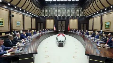 Cumhurbaşkanı Erdoğan ve ABD Başkanı Trump Arasında Heyetler Arası Görüşme Gerçekleştirildi