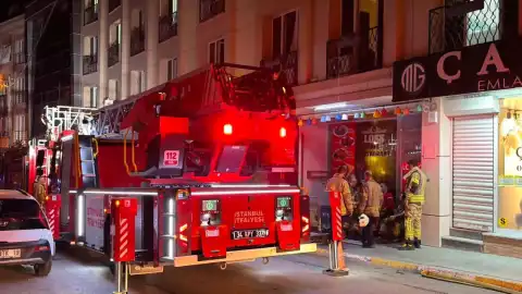 Esenyurt'ta Otel Yangını: Mahsur Kalan Müşteriler Tahliye Edildi