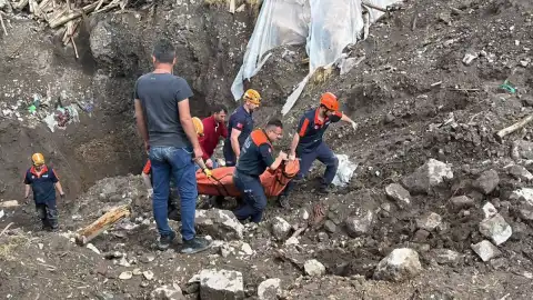 Eskişehir İnönü'de Define Araması Sırasında Tünel Çöktü: 1 Ölü