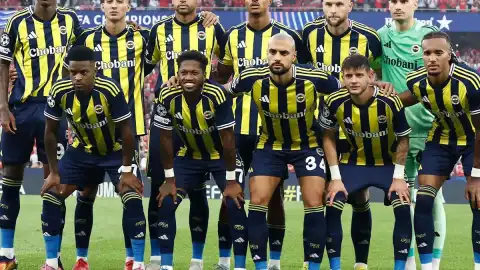 Fenerbahçe'de Kadro Planlaması: 6 Oyuncu İçin Transfer Teklifleri Değerlendiriliyor