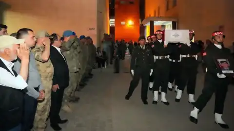 Hakkari'de Kaybolan Dağcı Y.I. İçin Tören Düzenlendi