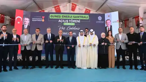 Kahramanmaraş Büyükşehir Belediye Başkanı Fırat Görgel: "Bu yatırım, belediyemizin enerji ihtiyacının %60’ını karşılamasının yanında, kaynaklarını doğru kullanan, geleceği bugünden planlayan bir belediyecilik anlayışının da eseri olmaktadır."