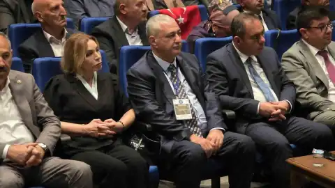 Kars'ta Karapapak Türkleri Çalıştayı ve Ozanlar Şöleni Gerçekleştirildi