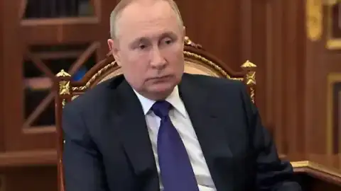 Rusya Devlet Başkanı Putin: "Ukrayna'nın askeri sanayi tesisleri vurulacak"