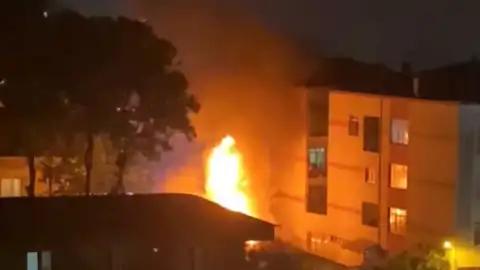 Samsun Tekkeköy'de Boya Deposunda Yangın Çıktı