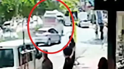 Seyhan'da Minibüsün Çarptığı Genç Kadın Hayatını Kaybetti: Sürücü Tutuklandı