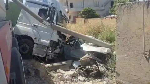 Tankerin Çarptığı Otomobil Sürücüsü Y.T. Hayatını Kaybetti