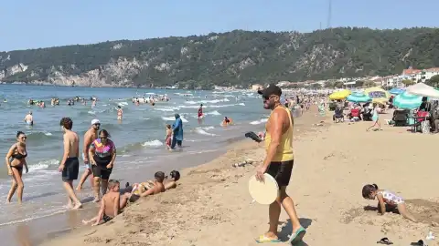 Bartın Sahillerinde Deniz Girmek Yasaklandı, 10 Kişi Kurtarıldı