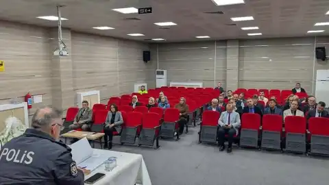 Amasya Göynücek'te Okul Güvenliği Toplantısı Gerçekleştirildi