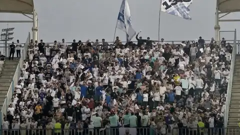 Tebriz Traktör Futbol Takımı, Irkçı Sloganlar Nedeniyle Sahadan Çekildi