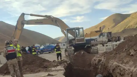 Van'da Altyapı Çalışmasında Göçük: 1 İşçi Hayatını Kaybetti