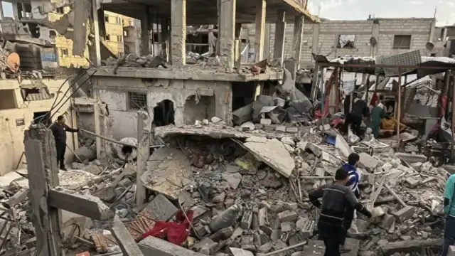 İsrail'den Lübnan'a Tehdit: Gazze'deki Yıkım Tekrar Edilecek