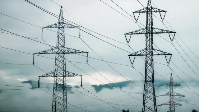 İstanbul'da Elektrik Kesintisi: BEDAŞ 29-30 Nisan Tarihlerinde Bazı İlçelerde Enerji Kesintisi Yapacak