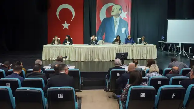 Konak Belediye Başkanı Nilüfer Çınarlı Mutlu: Geri adım atmıyorum, mücadeleye devam edeceğim